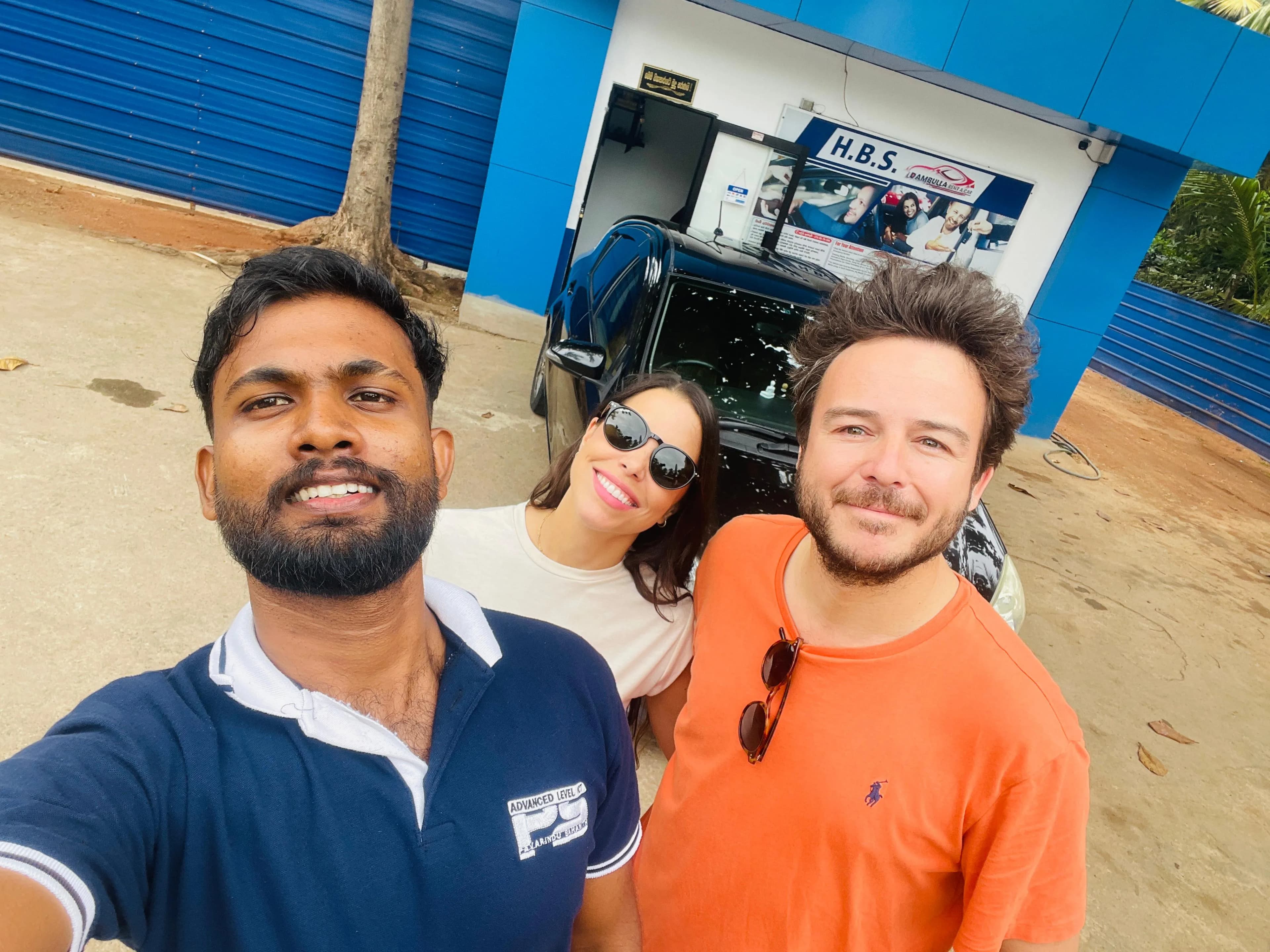 Car rental guide for UK tourists in Sri Lanka